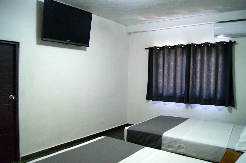 Hotel Mexicali コリマ エクステリア 写真